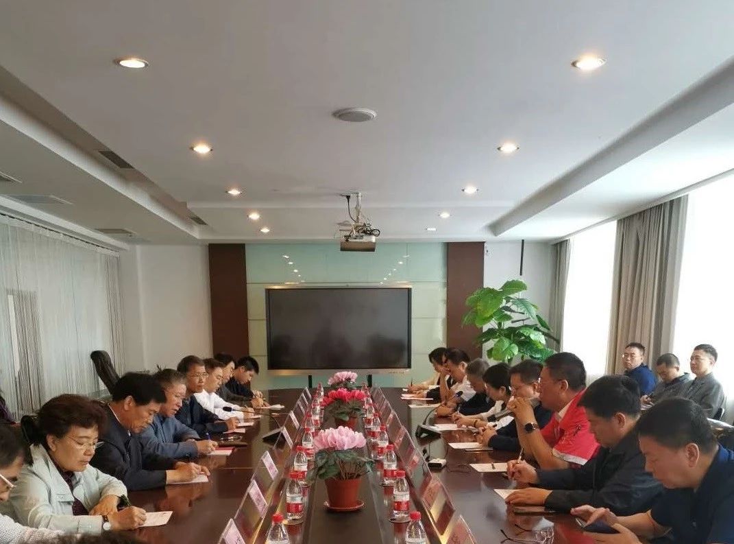 全国政协委员莅临奥龙调研座谈